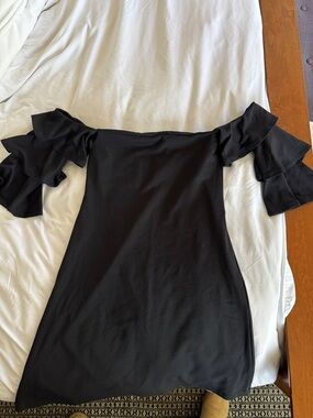 Susana Monaco Black One-Shoulder Ruffle Sleeve Dress